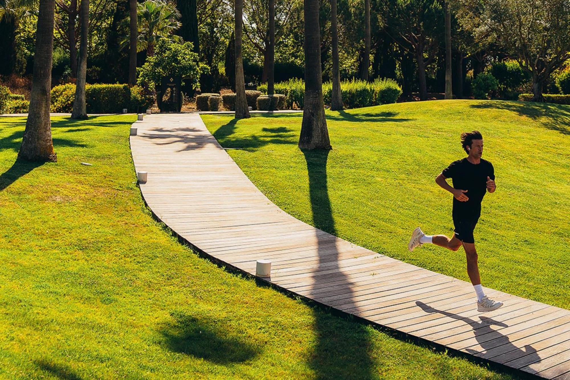 Domes Lake Algarve, Autograph Collection Виламура Экстерьер фото The running track