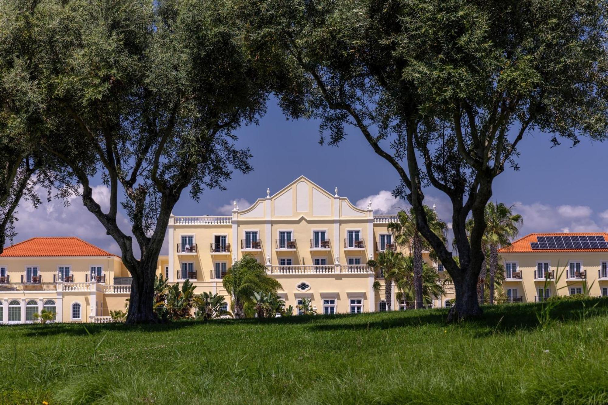Domes Lake Algarve, Autograph Collection Виламура Экстерьер фото The American University of Cyprus