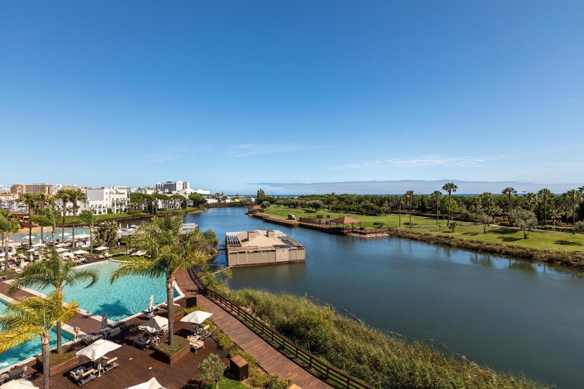 Domes Lake Algarve, Autograph Collection Виламура Экстерьер фото View of the golf course