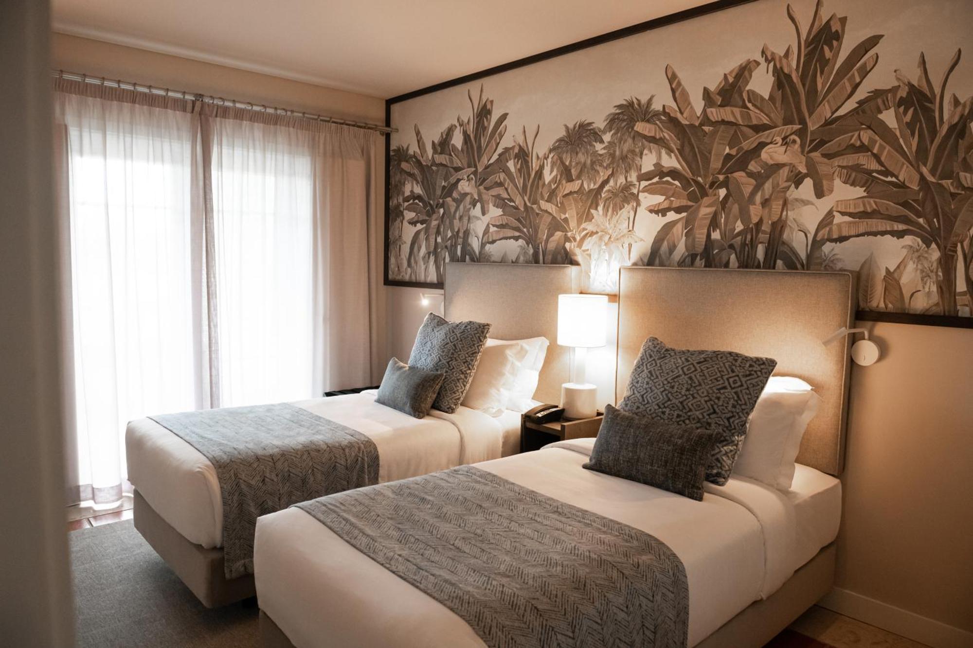 Domes Lake Algarve, Autograph Collection Виламура Экстерьер фото A room at the hotel